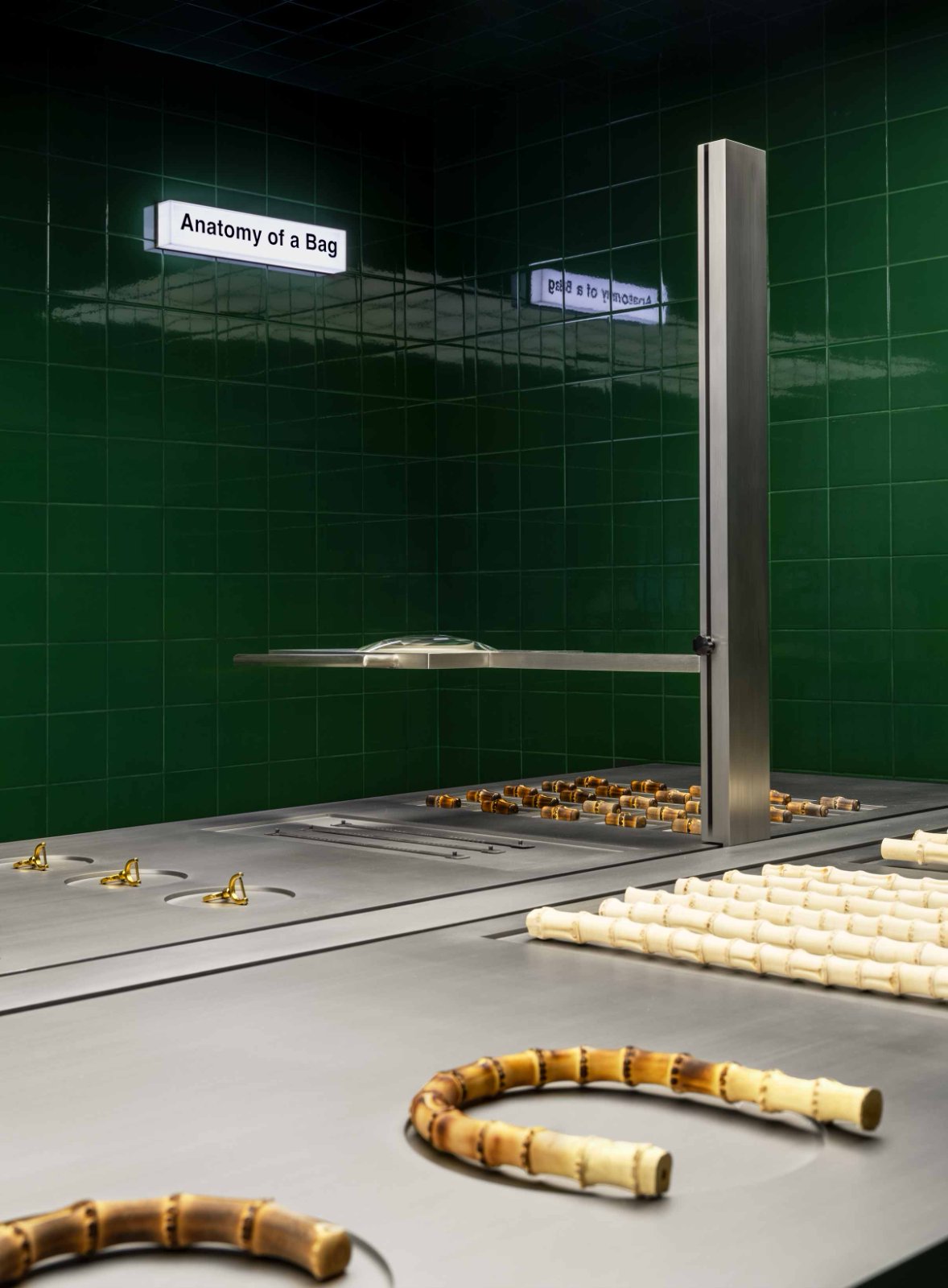 古驰在上海为竹节包举办展览	，泡泡玛特盯上了《海绵宝宝》｜是日美好事物  第17张